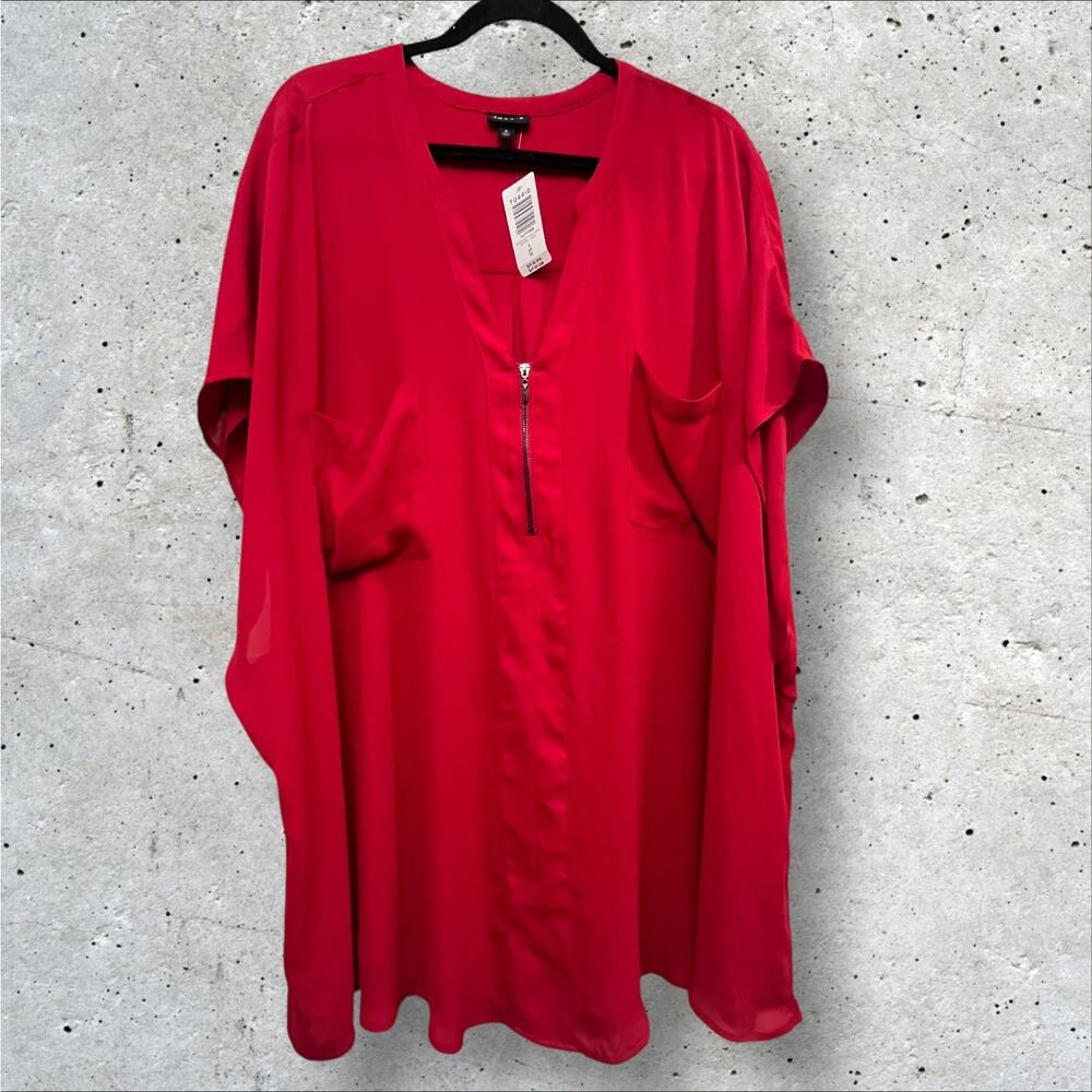 Torrid Womens Top 2X Red Pullover Long Sleeve Banded Hem Floral Stitching
